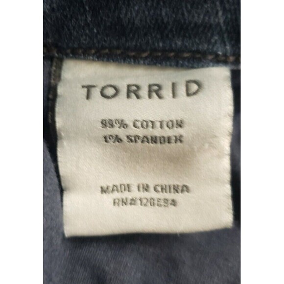 Torrid Jeans Size 16R Girlfriend Stretch Denim Wash Medium Rise Rolled Ankle - Picture 9 of 11
